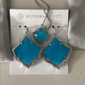 Matching Kendra Scott Necklace and Earrings